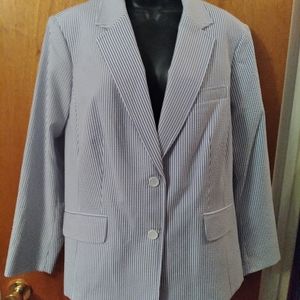BRAND NEW ANNE KLEIN BLAZER
